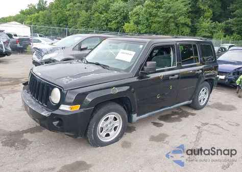 2008 Jeep Patriot Sport z USA, uszkodzony, nr VIN 1J8FF28W68D575522